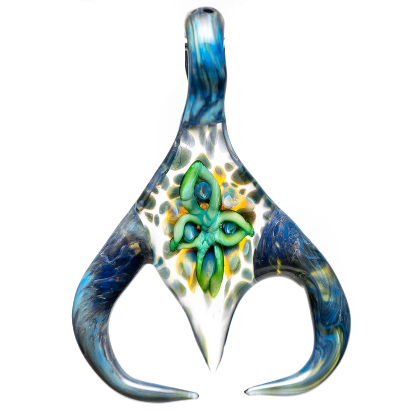 Four Winds - Horned Pendant - Green Flip - The Cave