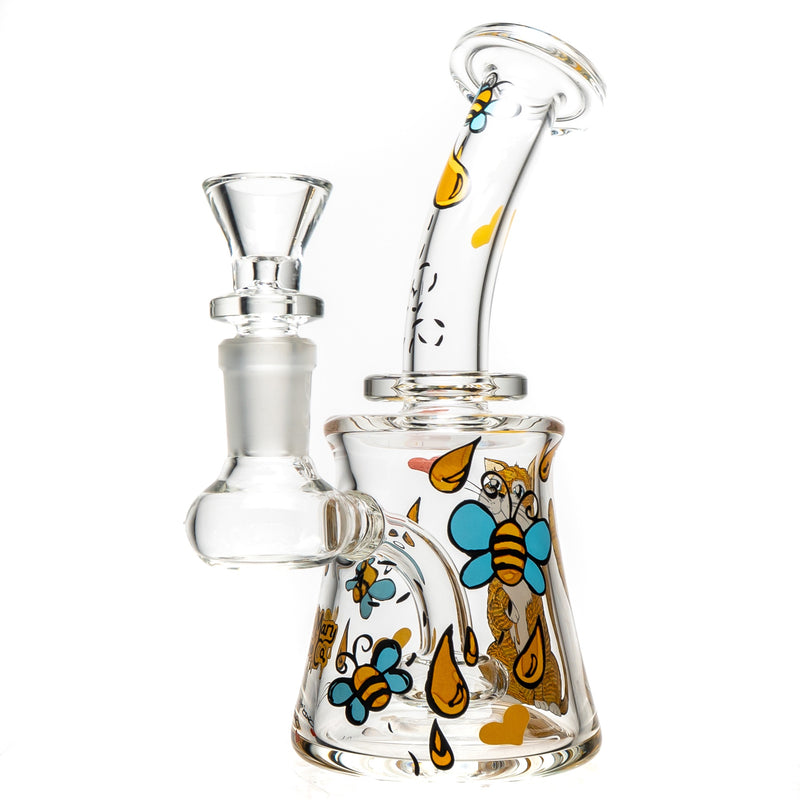 Saki Bomb x Miss Mary Jane Co. - Jammer Rig - Honey Bee - The Cave