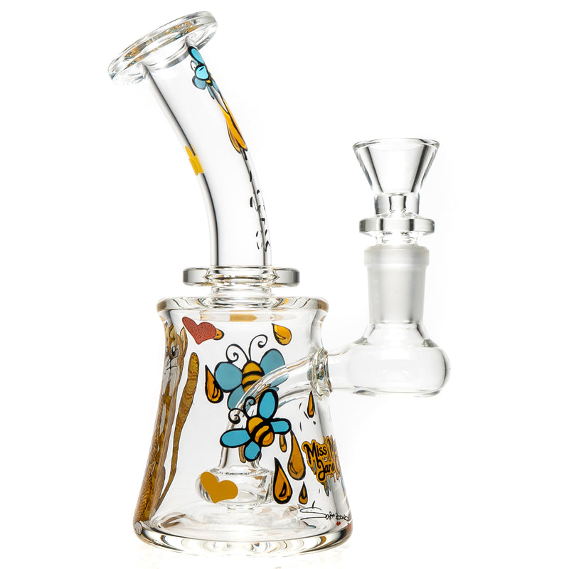 Saki Bomb x Miss Mary Jane Co. - Jammer Rig - Honey Bee - The Cave