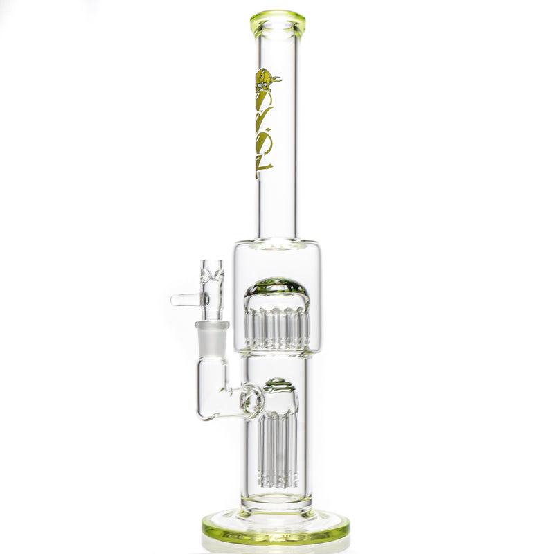 Toro - Mini - 7/13 - Krippy & Lime Satin w/ Green Wag - The Cave