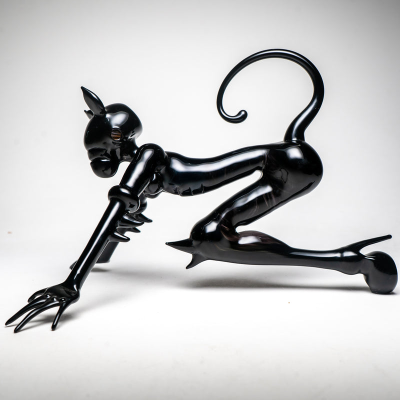 Chazpyle - Custom Dry Pipe - Cat Woman - The Cave