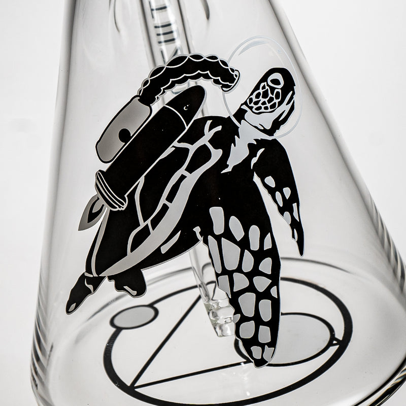 Phenomenon Glass - 18' Beaker - 40x7 - Sea Turtle - The Cave